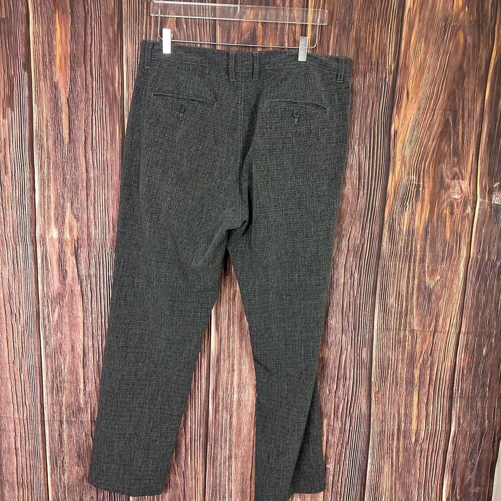 Travis Matthew Gray Golf Chino Pants Mens Size 36 - Picture 2 of 6
